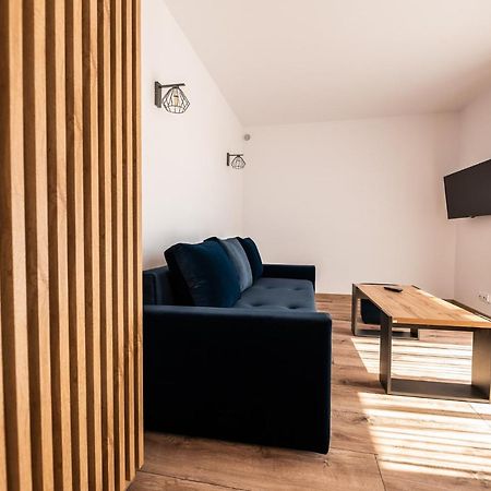 Apartamenty Henry 莱鲍 外观 照片